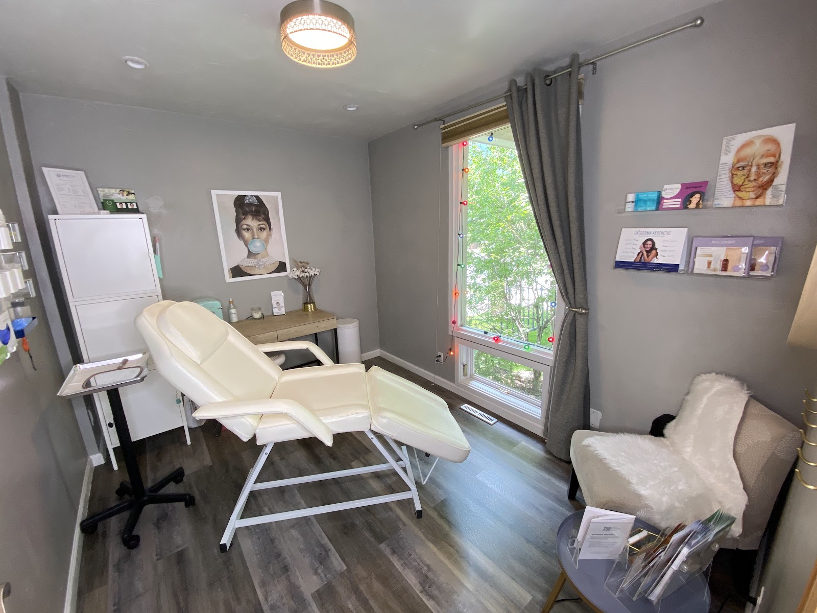 Aspen Vida Medi Spa nail photo 5
